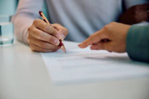 ¿Qué es una casa de cobranza en Colombia? | Bravo