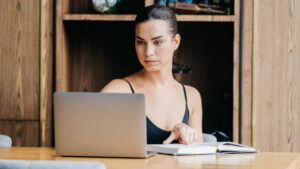 Consecuencias legales de no pagar deudas | Bravo CO