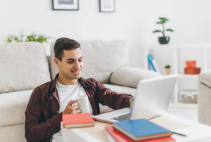 Descubre 5 estrategias para pagar deudas sin aumentar ingresos en Colombia y cómo recuperar el control de tus finanzas con un plan.